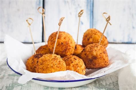 Backyard Patch Herbal Blog: Arancini Balls - Valentine weekend recipe