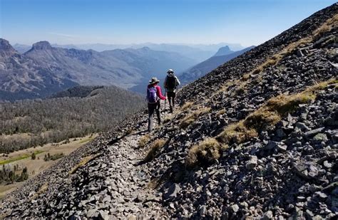 10 of the Best Day Hikes in Yellowstone