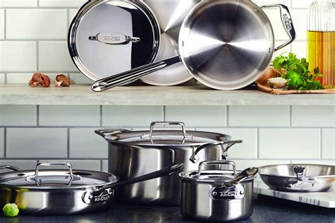 10 Best Stainless Steel Cookware Sets (2022)