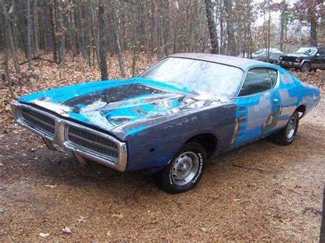 Seller of Classic Cars - 1972 Dodge Charger (Petty blue/white and black)