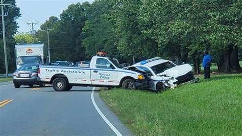 Two police vehicles involved in crash in Suffolk | 13newsnow.com