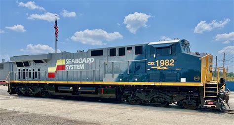 CSX’s Seaboard System heritage locomotive makes its debut - Trains