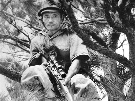 A Japanese sniper in a tree (1942) | WWII History | Wwii、Japanese ...