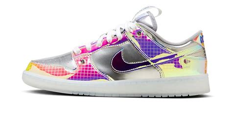 Nike's SB Dunk Low Comes in Iridescent Colorway | Hypebae