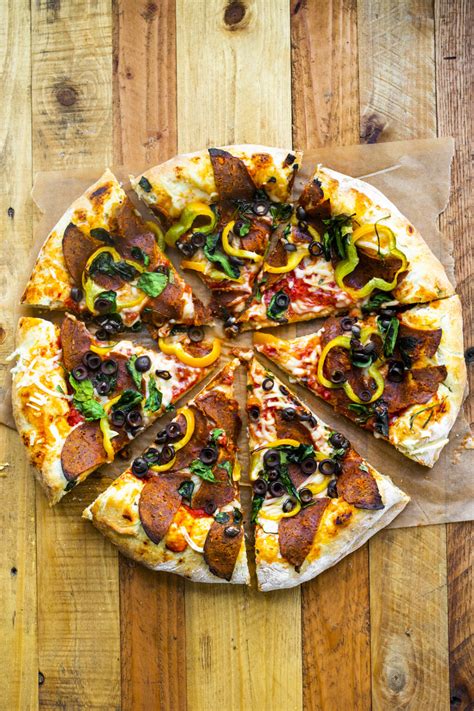 How to Make Best Vegan Pizza - HealthyHappyLife.com