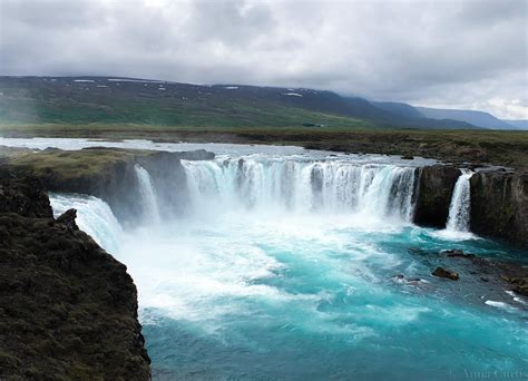 Goðafoss (Waterfall of the Gods), Bárðardalur, Iceland. [OC] [4032x3024 ...