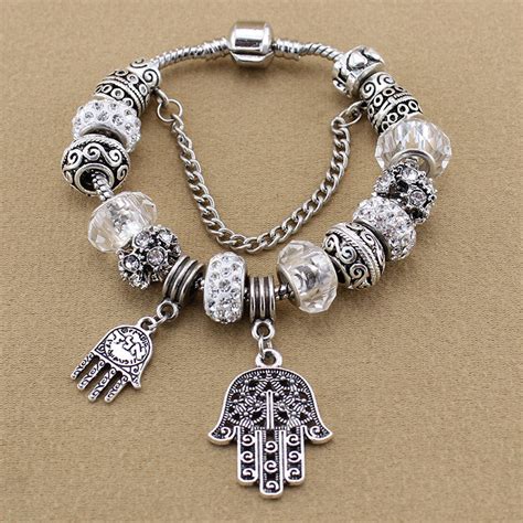 Hamsa Charm Bracelet – Femmi Accessories