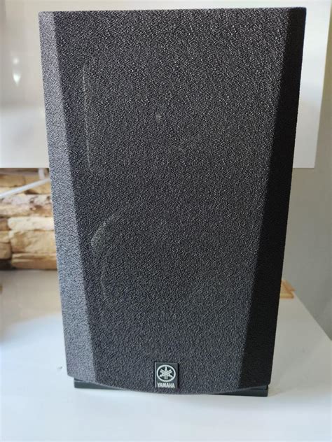 Yamaha NS 333 bookshelf speakers, Audio, Soundbars, Speakers ...