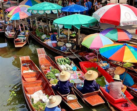 8 Must-Visit Floating Markets In Bangkok (2023)