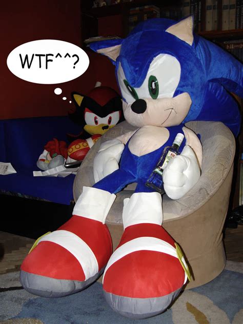 Huge Plush Sonic by varyen on DeviantArt