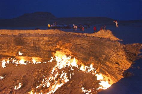 Two-day Darvaza Gas Crater Group Tour from Khiva 2025