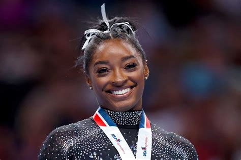 Simone Biles 2024 Olympics Floor Routine - Brooks Ginevra