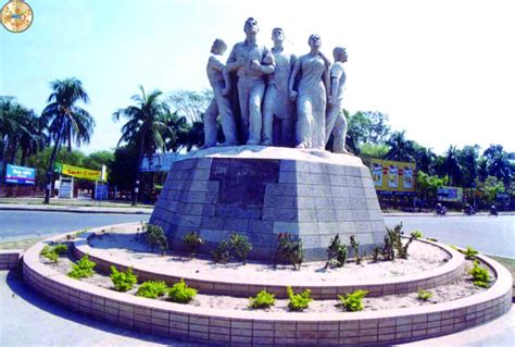 Dhaka: Dhaka University and Halls