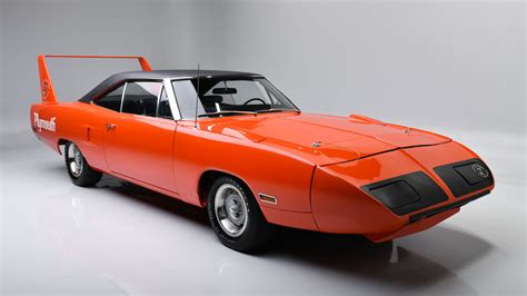 AUCTION: 1970 Plymouth Road Runner HEMI Superbird Heads To Auction This ...