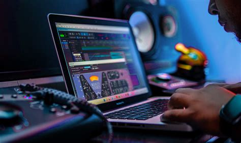 Beat-making 101: How to make a beat | LaptrinhX / News