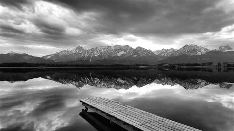 Gray Scale Photo of Body of Water · Free Stock Photo