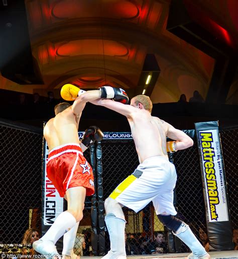 MMA – Cage Fighting – Norwich 2012.12.02 – Fight 4 | rozenek.com