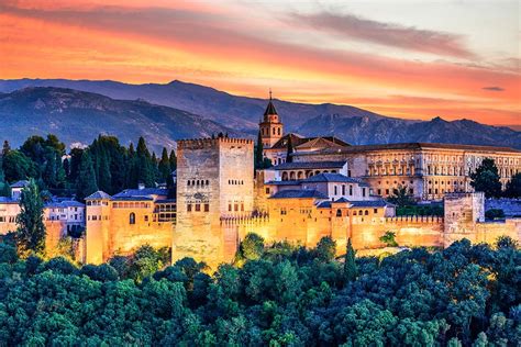 25 Best Things to Do in Granada (Spain) - The Nomadvisor