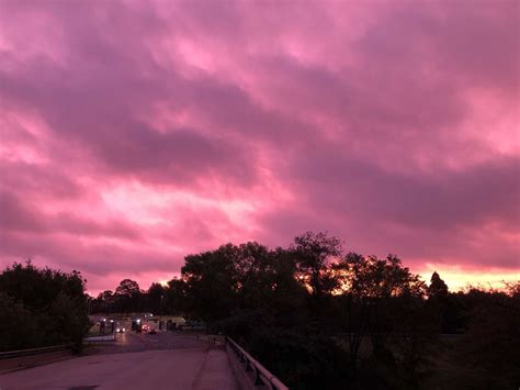 Photos: Did You Catch This Morning’s Purple and Pink Sky? | ARLnow.com