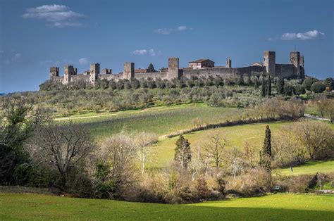 Monteriggioni Castle - dovevado.net