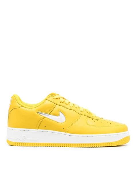 Nike Air Force 1 Low Retro Sneakers in Yellow | Lyst