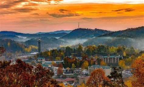 8 Amazing Things To Do in Gatlinburg in October