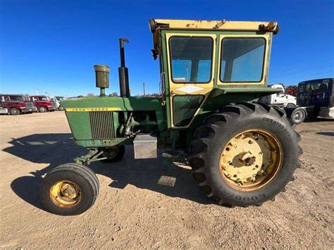 John Deere 4010, Diesel - Hamilton-Maring Auction Group