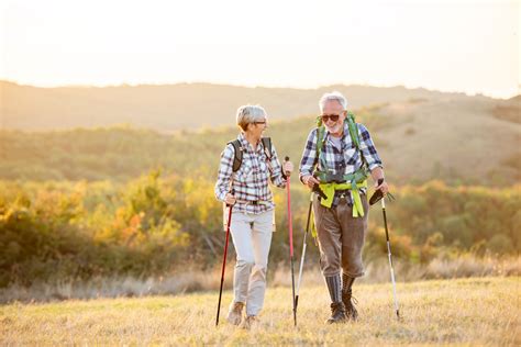 Ultimate Hiking Tips For Seniors | Seaton Senior Living