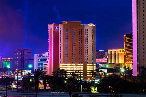 SPRINGHILL SUITES BY MARRIOTT LAS VEGAS CONVENTION CENTER $103 ...