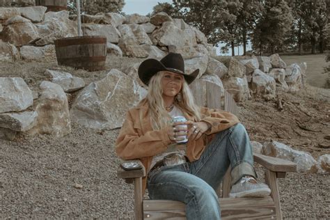 Pin by leah fish on style in 2021 | Rodeo outfits, Country western ...