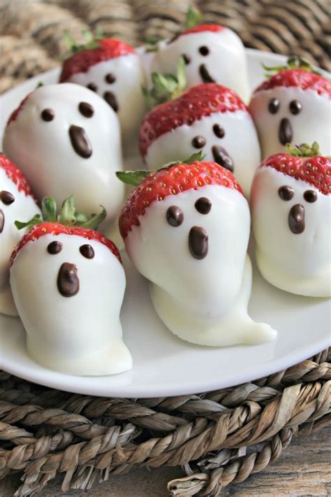 15 Halloween Party Appetizers | Halloween treats easy, Halloween treats ...