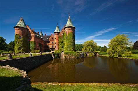 12 Best Castles In Sweden To Visit | Sweden travel, Castles to visit ...