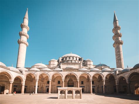 Suleymaniye Mosque - One of the Top Attractions in Istanbul, Turkey ...