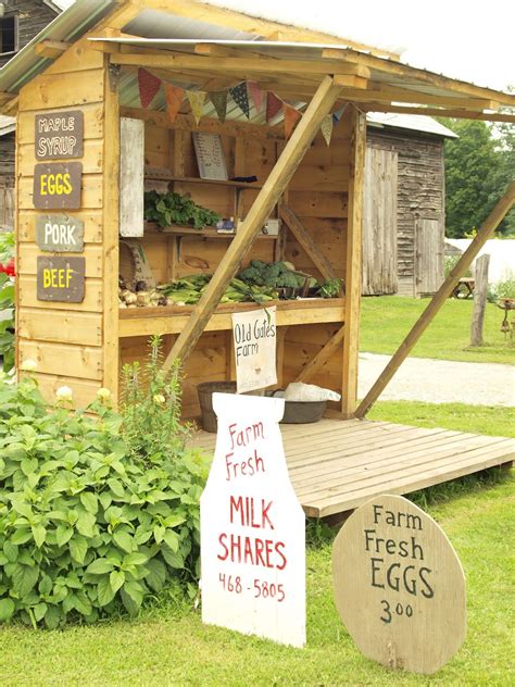 Small farm stand | Farm stand, Farm gardens, Vegetable stand