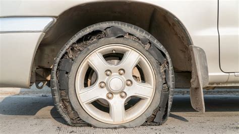 Tire Blowout Causes, Symptoms & Preventions – Rx Mechanic