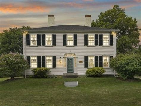 These 5 MA Homes From The 1700s Offer Original Period Details, History ...