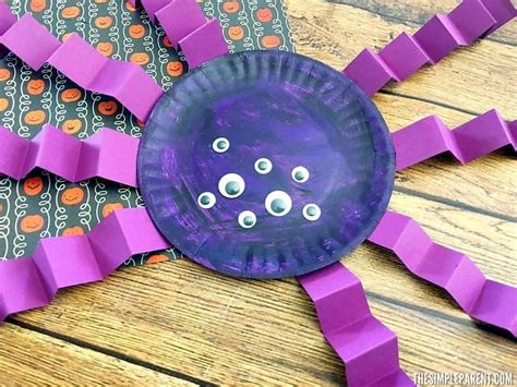 Spider Paper Plate Craft for Halloween that Is Cute & Easy to Make ...