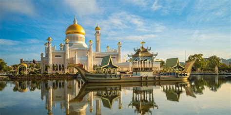 6 Things You Didn’t Know about Brunei’s Golden Mosque