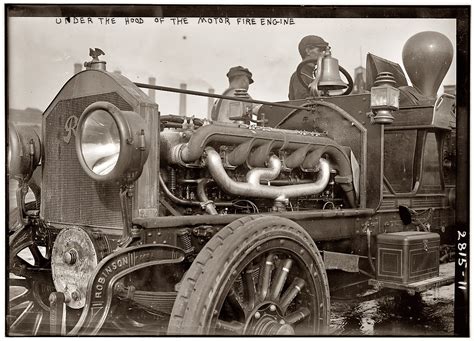 Vintage Photo: 1913 Robinson Fire Truck Engine With 1242.5 Cubic Inches ...