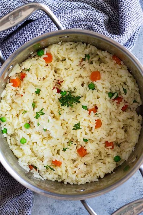 Easy Rice Pilaf with Carrots and Peas - Countryside Cravings