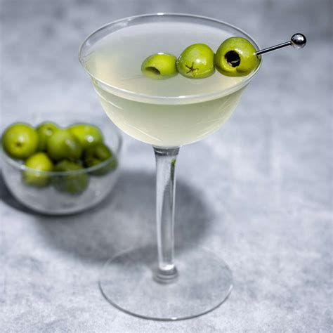 Dirty Martini Cocktail Recipe