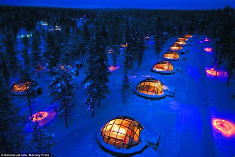 Kakslauttanen Hotel & Igloo Village in Saariselkä offers the best view ...