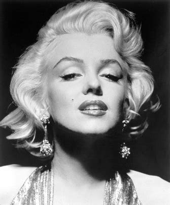 MARILYN MONROE - Black and White Photography Photo (15593813) - Fanpop