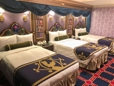 Tour a Stunning “Beauty and the Beast” Themed Character Room at the ...