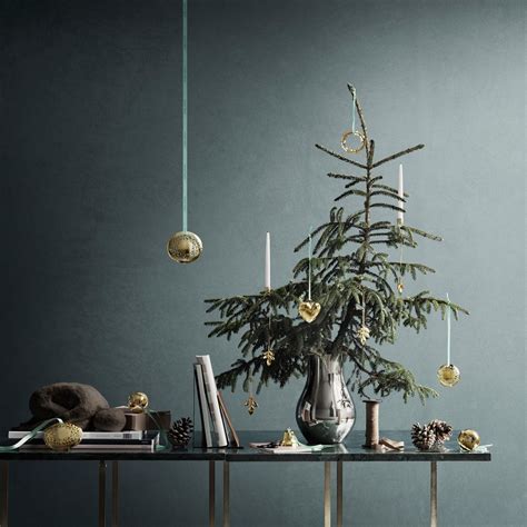 Get the Scandi Christmas Look: Candles on Christmas Trees. Georg Jensen ...