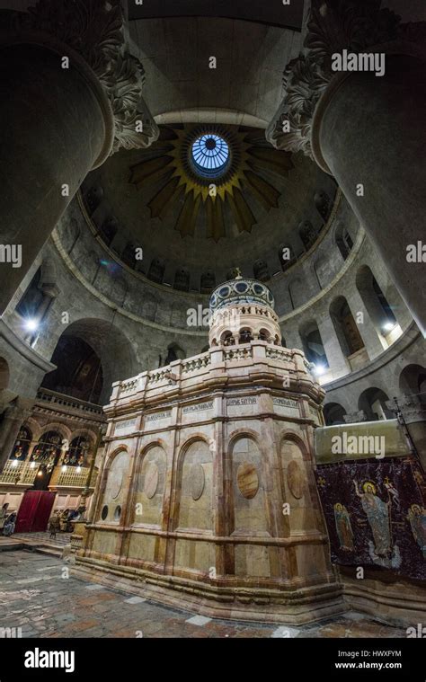 The Tomb of Jesus (Aedicule) in the church of the Holy Sepulchre ...