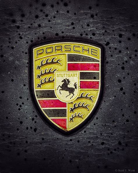 Which Animal Can Be Seen on the Porsche Logo