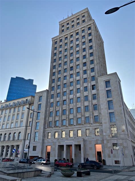 Hotel Warszawa w ikonicznym budynku Prudential – recenzja ...