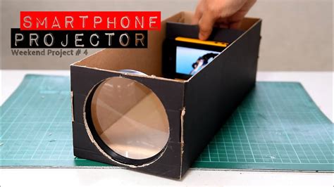 How To Build a Smartphone Projector From An Old Shoebox