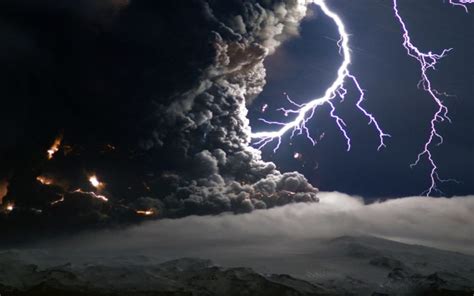 lightning, Storm, Rain, Clouds, Sky, Nature, Thunderstorm Wallpapers HD ...